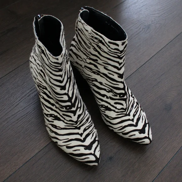 Dolce Vita Zebra Print Ankle Boots - Picture 6 of 8
